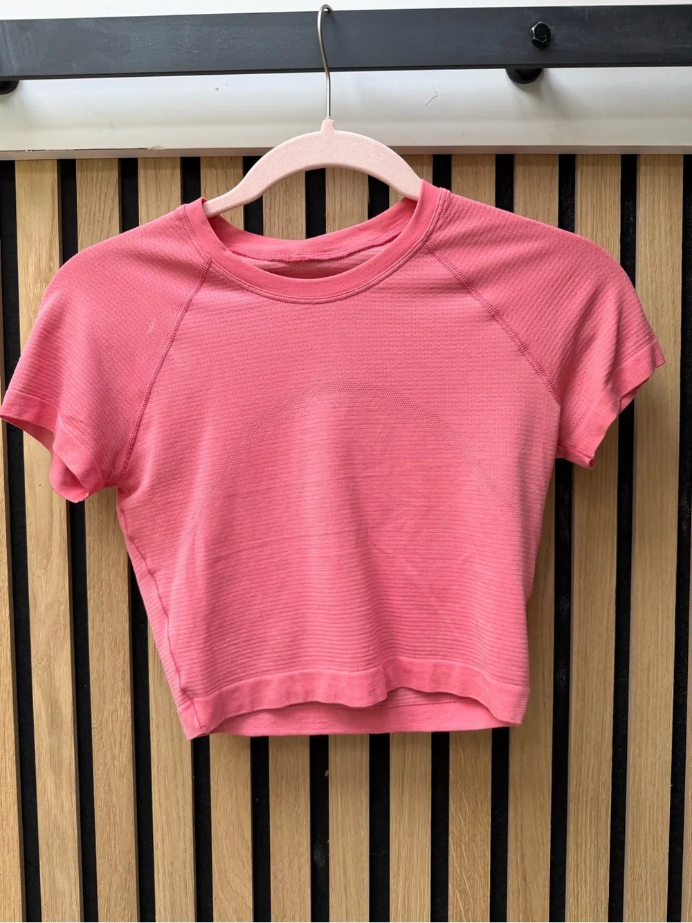 lululemon athletica Coral Mesh Crop Top